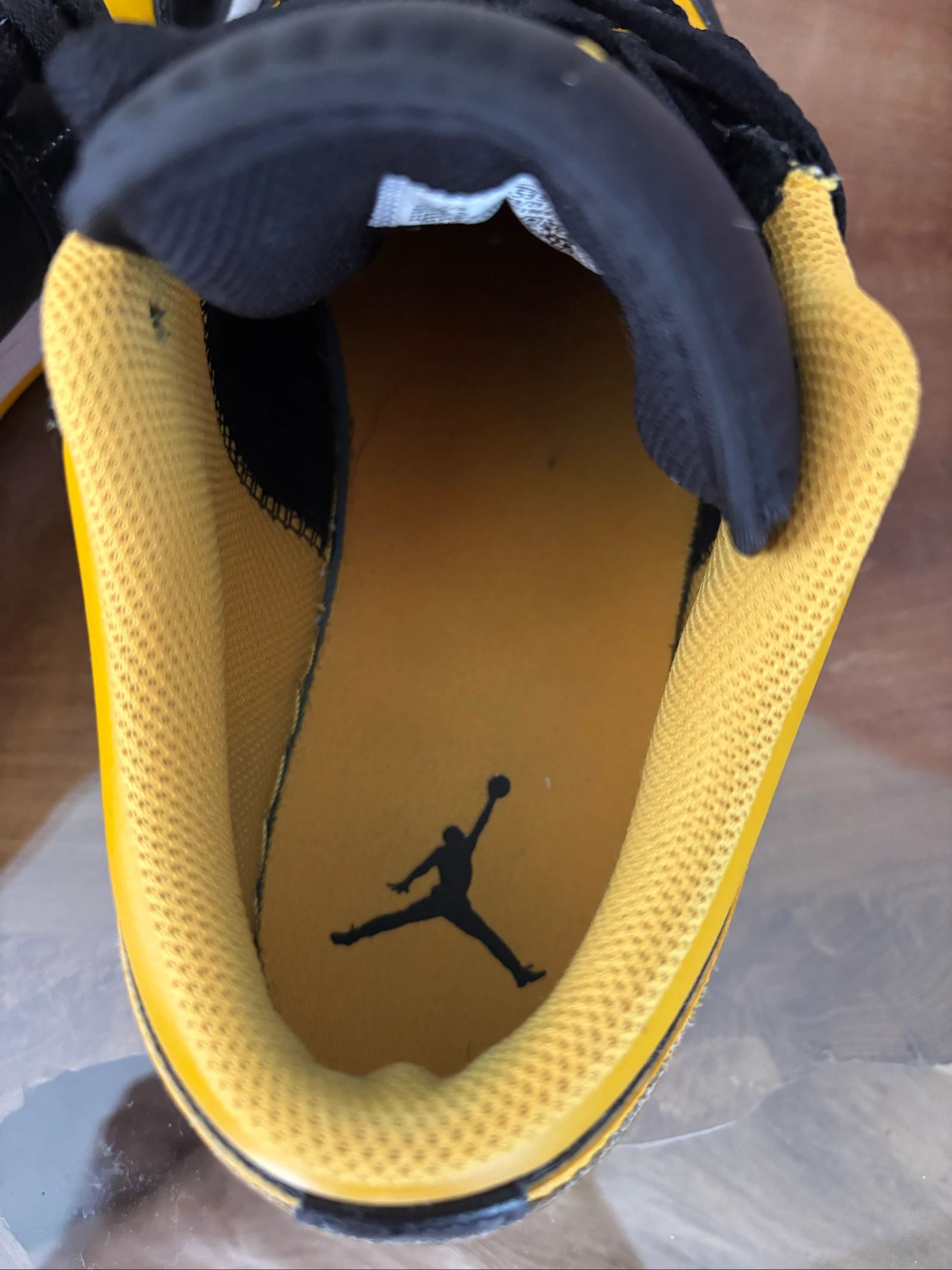 Zapatillas Nike Air Jordan low 1 amarillo negro – photo 6